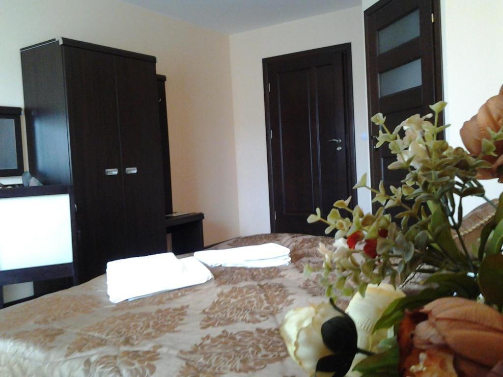 Hotel Skarpa Sejny Ruang foto