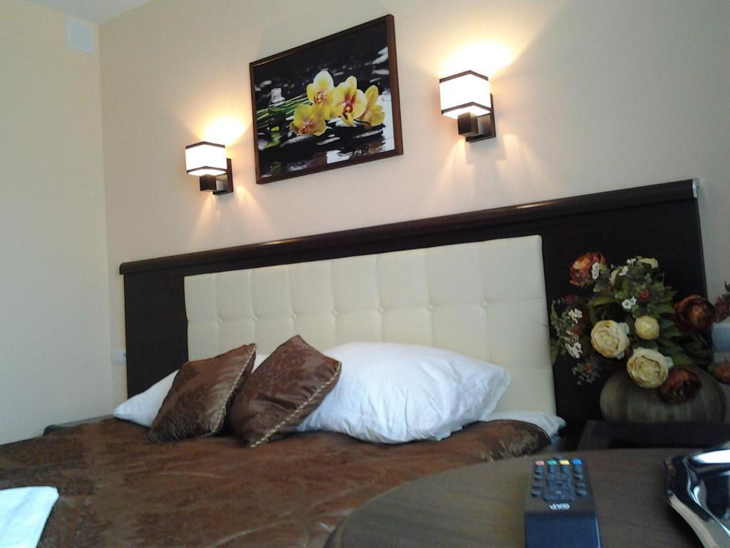 Hotel Skarpa Sejny Ruang foto