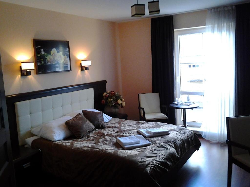 Hotel Skarpa Sejny Ruang foto