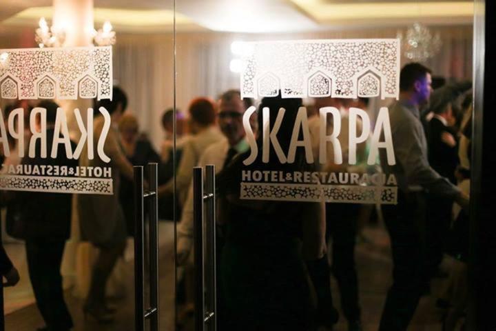 Hotel Skarpa Sejny Bagian luar foto