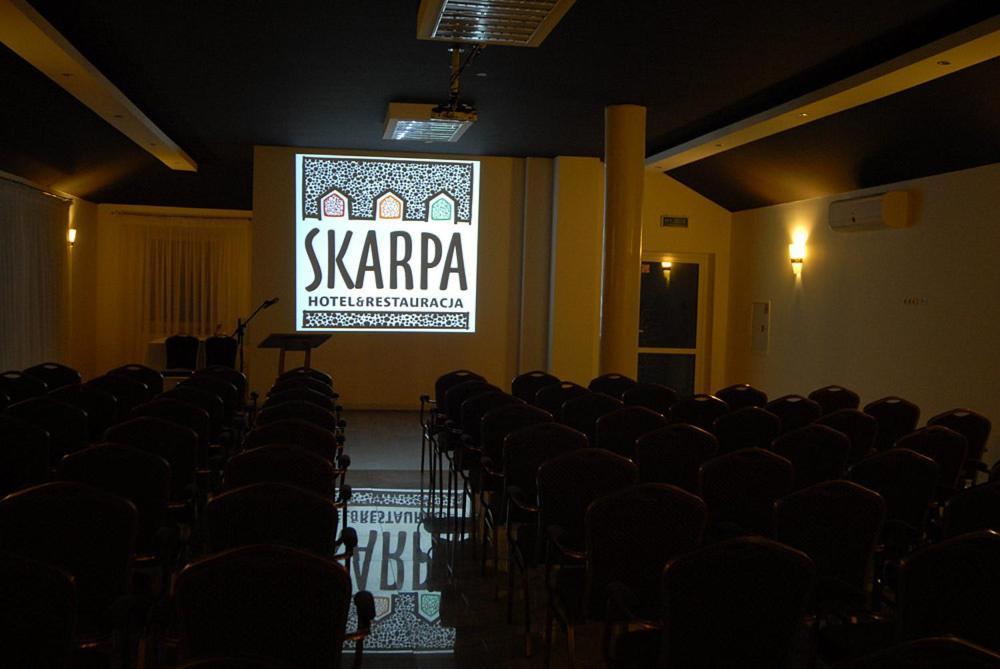 Hotel Skarpa Sejny Bagian luar foto