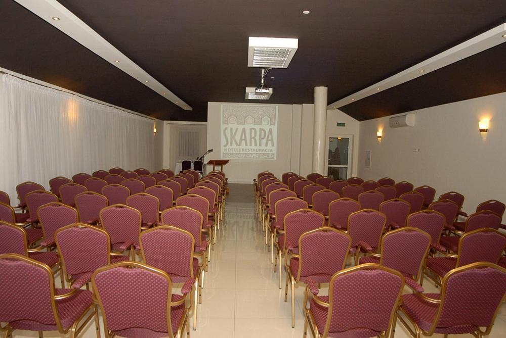 Hotel Skarpa Sejny Bagian luar foto