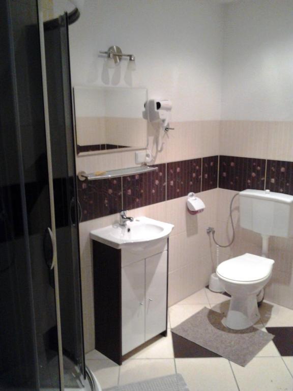 Hotel Skarpa Sejny Ruang foto