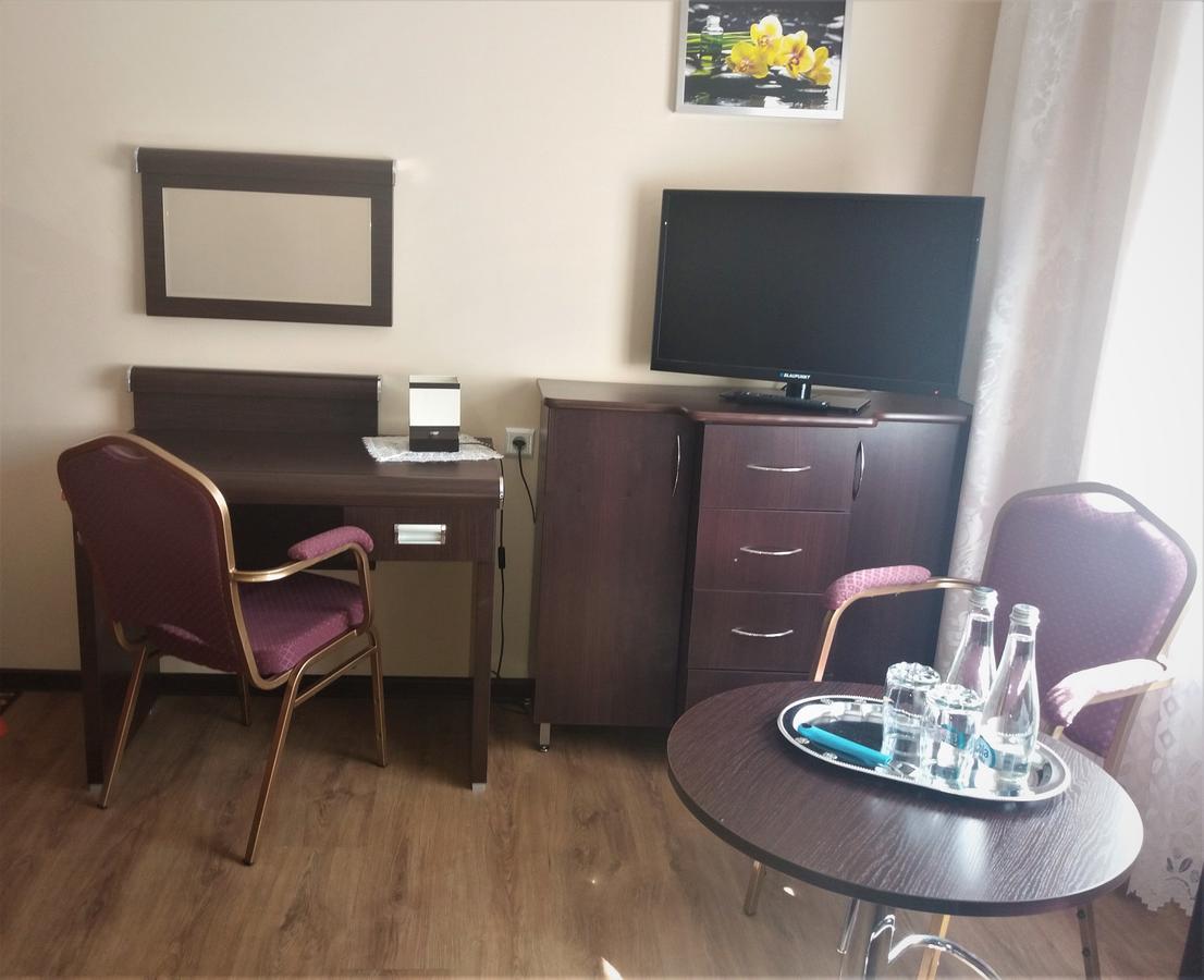 Hotel Skarpa Sejny Bagian luar foto